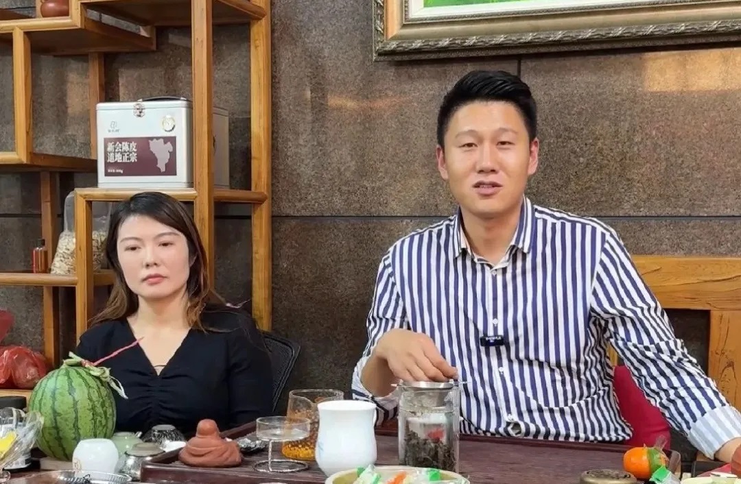 90后夫妻創(chuàng)業(yè)傳奇，四年能賺五套房，背后原因揭密！